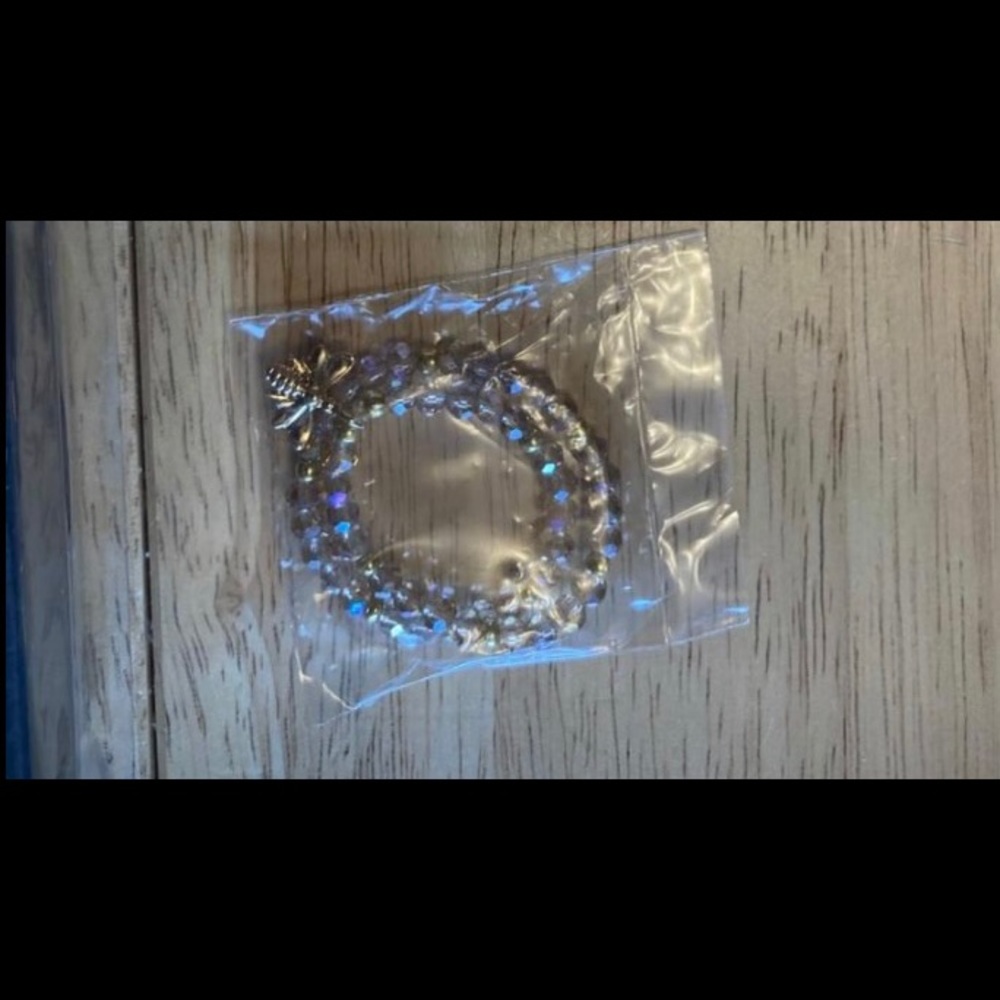 Brand New Handmade beaded dragonfly bracelet NWT